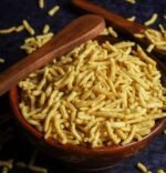 namkeen basket. Malwa namkeen, ratlami namkeen, sev, indore sev