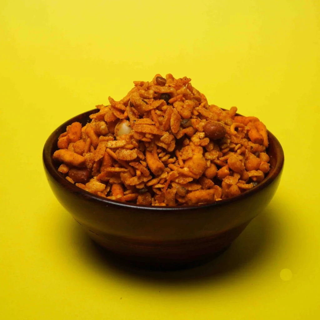 Namkeen Basket - Charkha Mixture